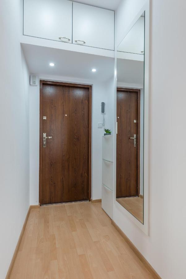 Szczesliwice Ochota P&O Serviced Apartments Warsaw Exterior photo