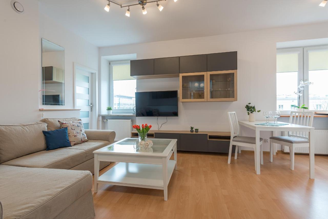 Szczesliwice Ochota P&O Serviced Apartments Warsaw Exterior photo